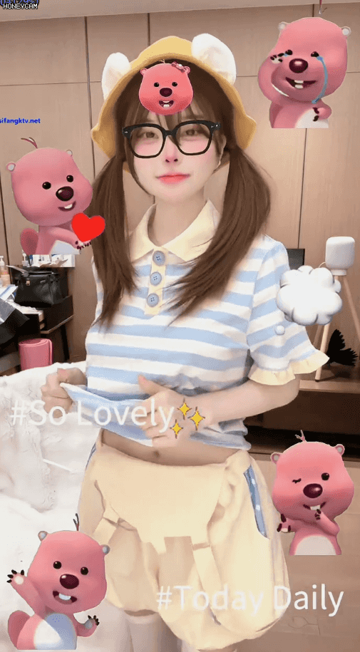 抖音清纯小美女【向碌肉丸】大尺度定制私拍骚舞 - 内容 2