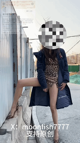 【边走边尿】推特烧婊子 橙子橙子 1.25-28 最新 露出 喷尿 - 内容 2