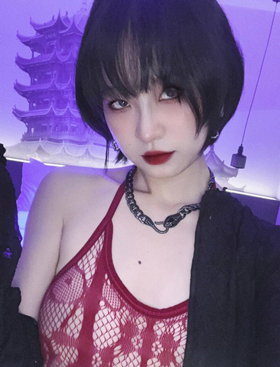 中南财经政法大学校花❤️郑芸芸❤️各种骚丝网袜性爱视频泄密，你的女神别人的母狗！